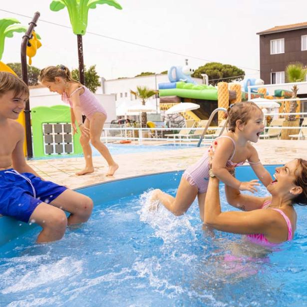 colorperlavillage fr hotel-igea-marina-avec-piscine 030